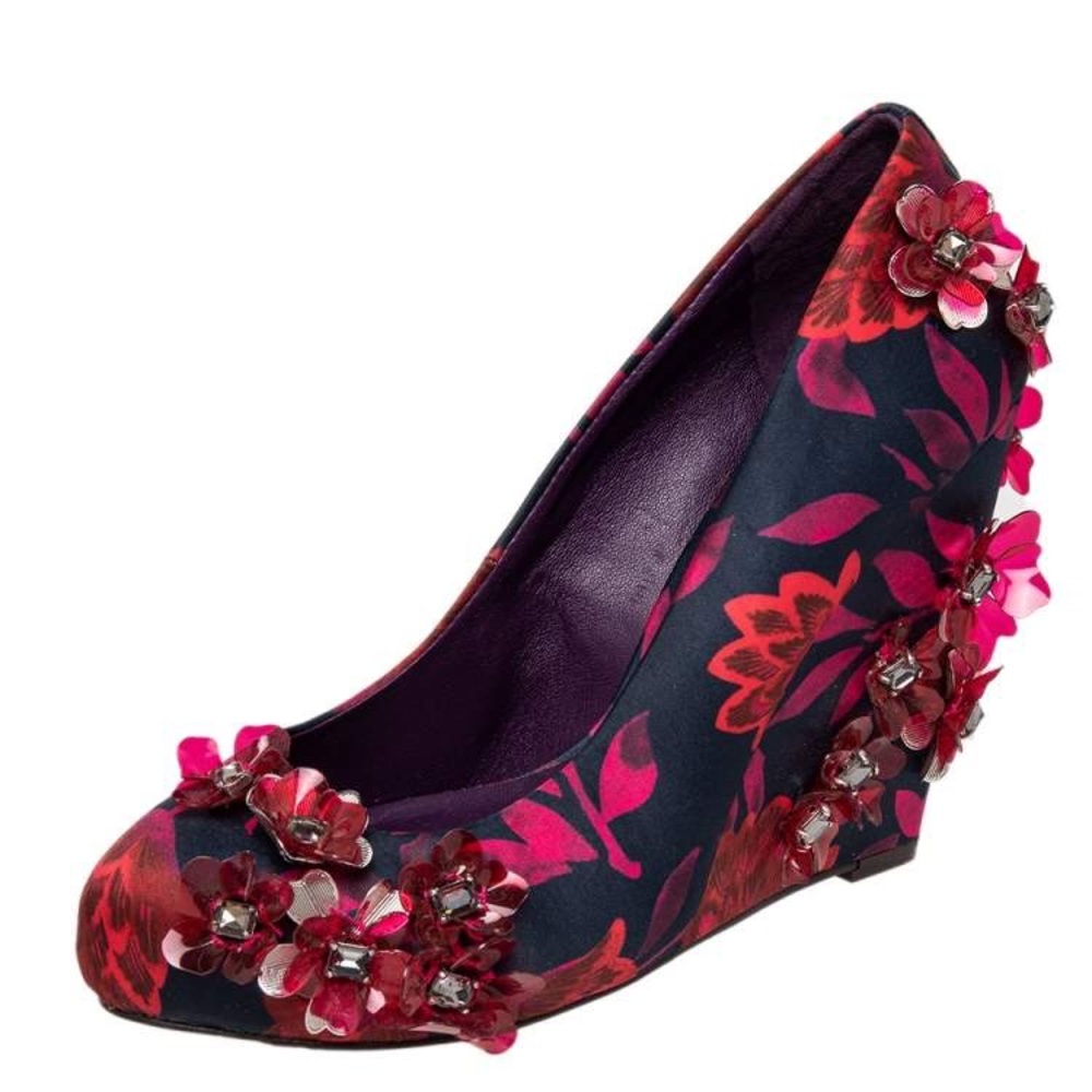 Tory Burch wedges  size 7 red